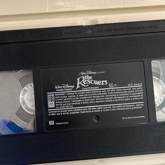 Disney The Rescuers VHS 1992 - Picture 4 of 4